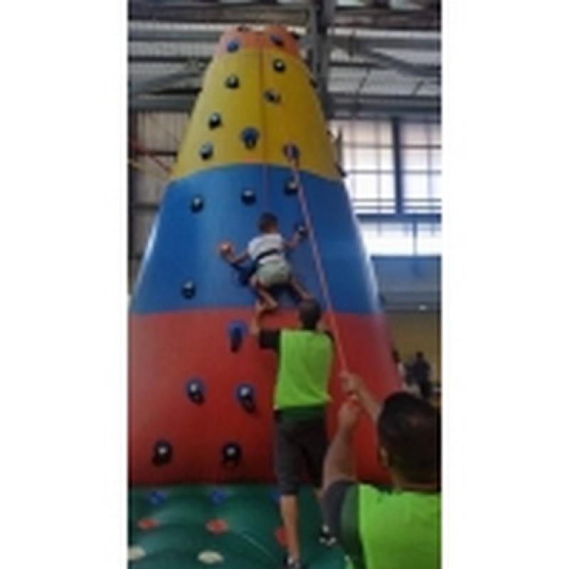 Onde Encontro Locação de Parede de Escalada Vila Andrade - Locação de Brinquedos Infláveis para Festa de Aniversário